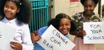 ABŞ - da qaradərili məktəbli qızlar ayağa qalxdı  - Onlara 