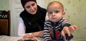 Azərbaycan: Ərə gedən bir uşaq