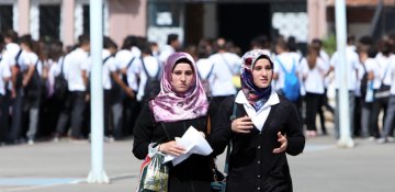 Fransa Senatından qalmaqallı hicab qadağası!