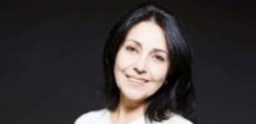 Park Bulvarda dar şalvarlı gənclik - Flora Hüseynova yazır