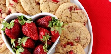 Asan hazırlanan çiyələkli peçenye