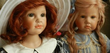 Bir cüt gəlincik və 6000 manat pul 