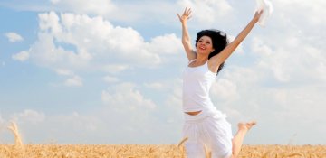 Xoşbəxt qadın həmişə bir az “elə deyil”