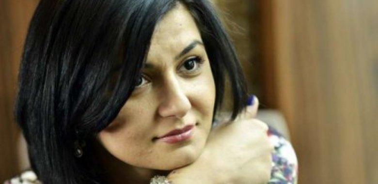 Ona baxanda ucsuz-bucaqsız Azərbaycan görürəm